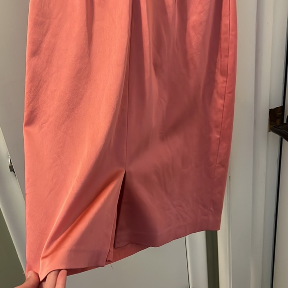 Pink fitted dress - Picture 6 of 6